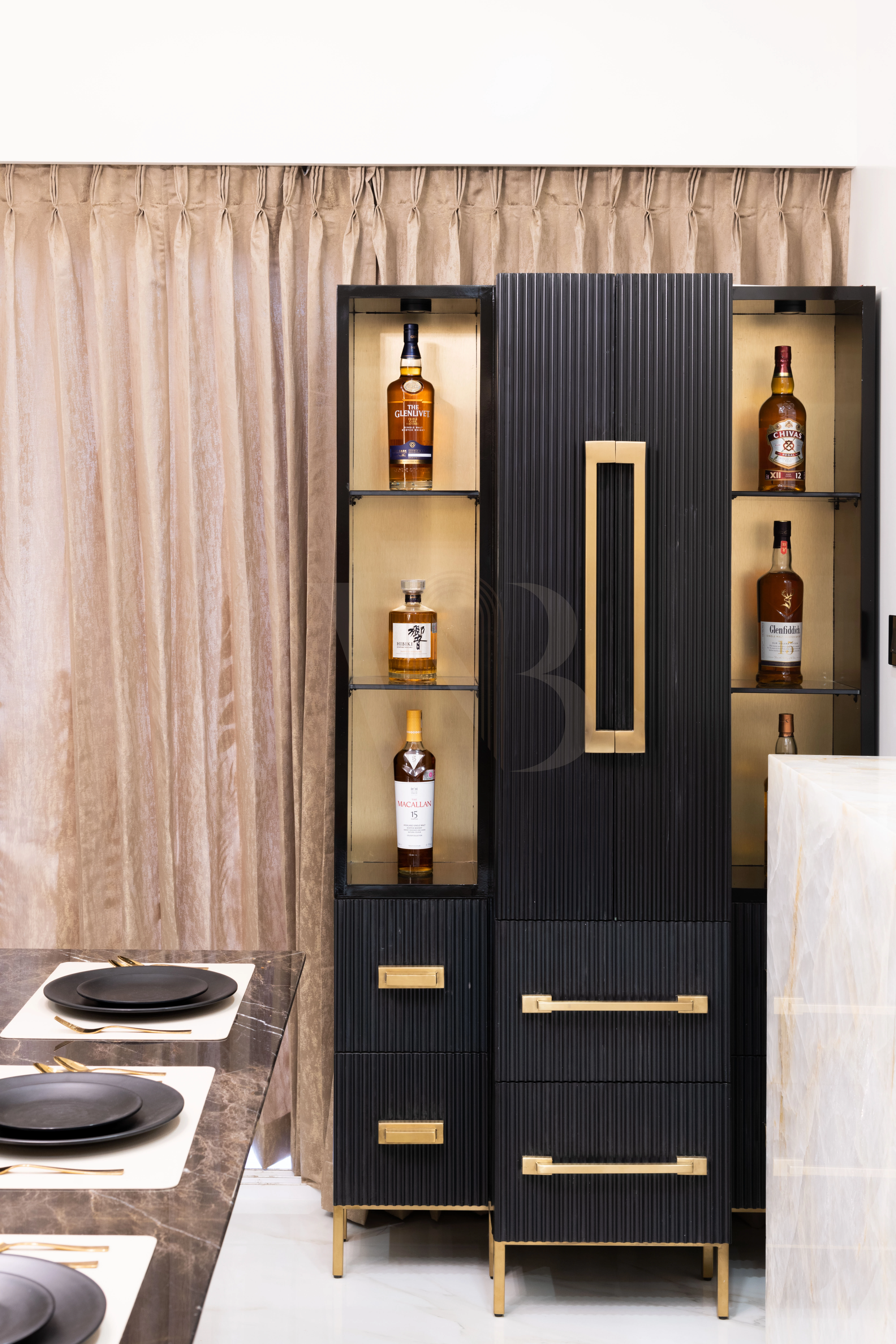 Sleek modern crockery storage solutions