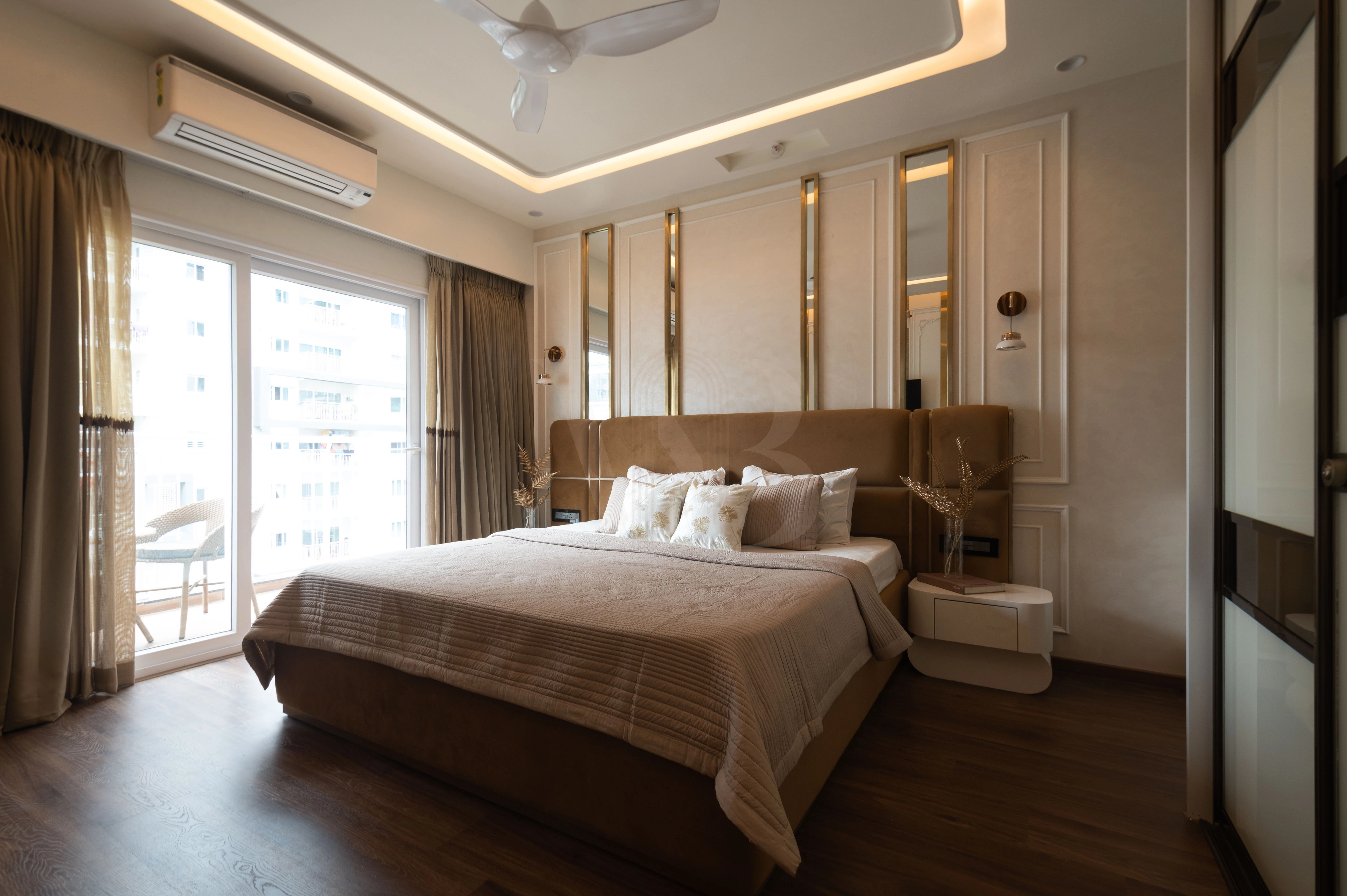 Minimalist bedroom ceiling design