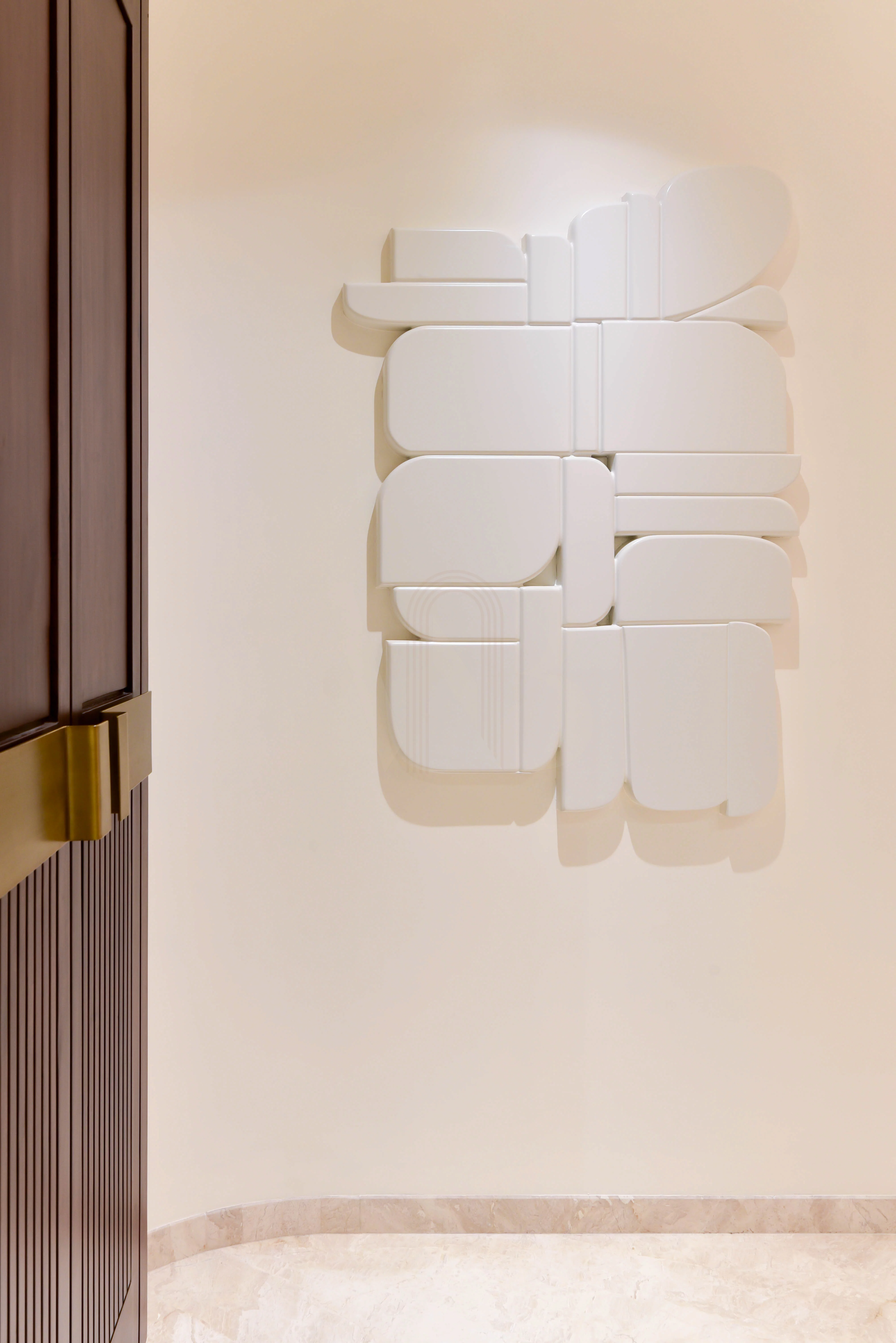 Custom textured wall relief detail