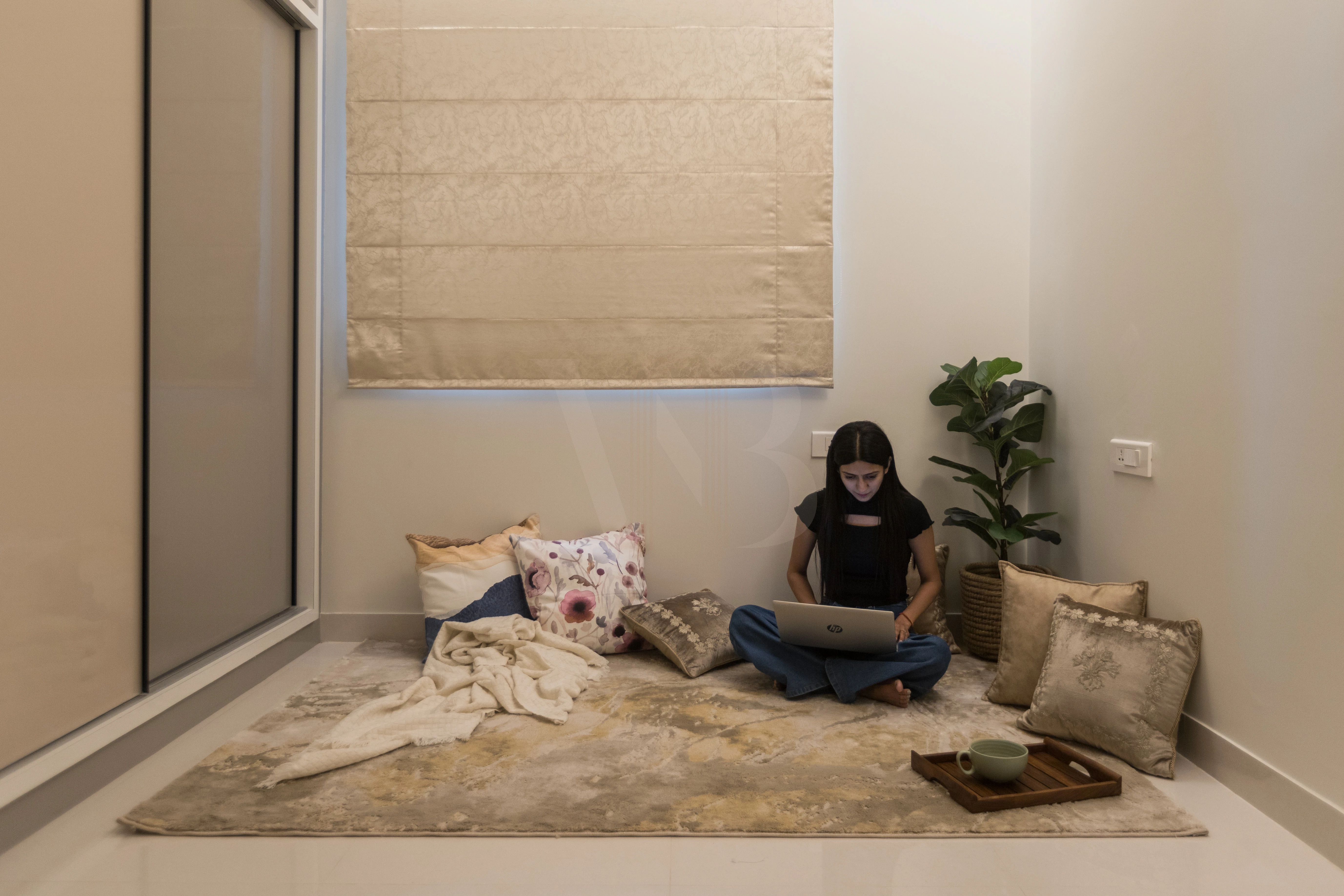 Floor-to-ceiling modular wardrobe storage integration